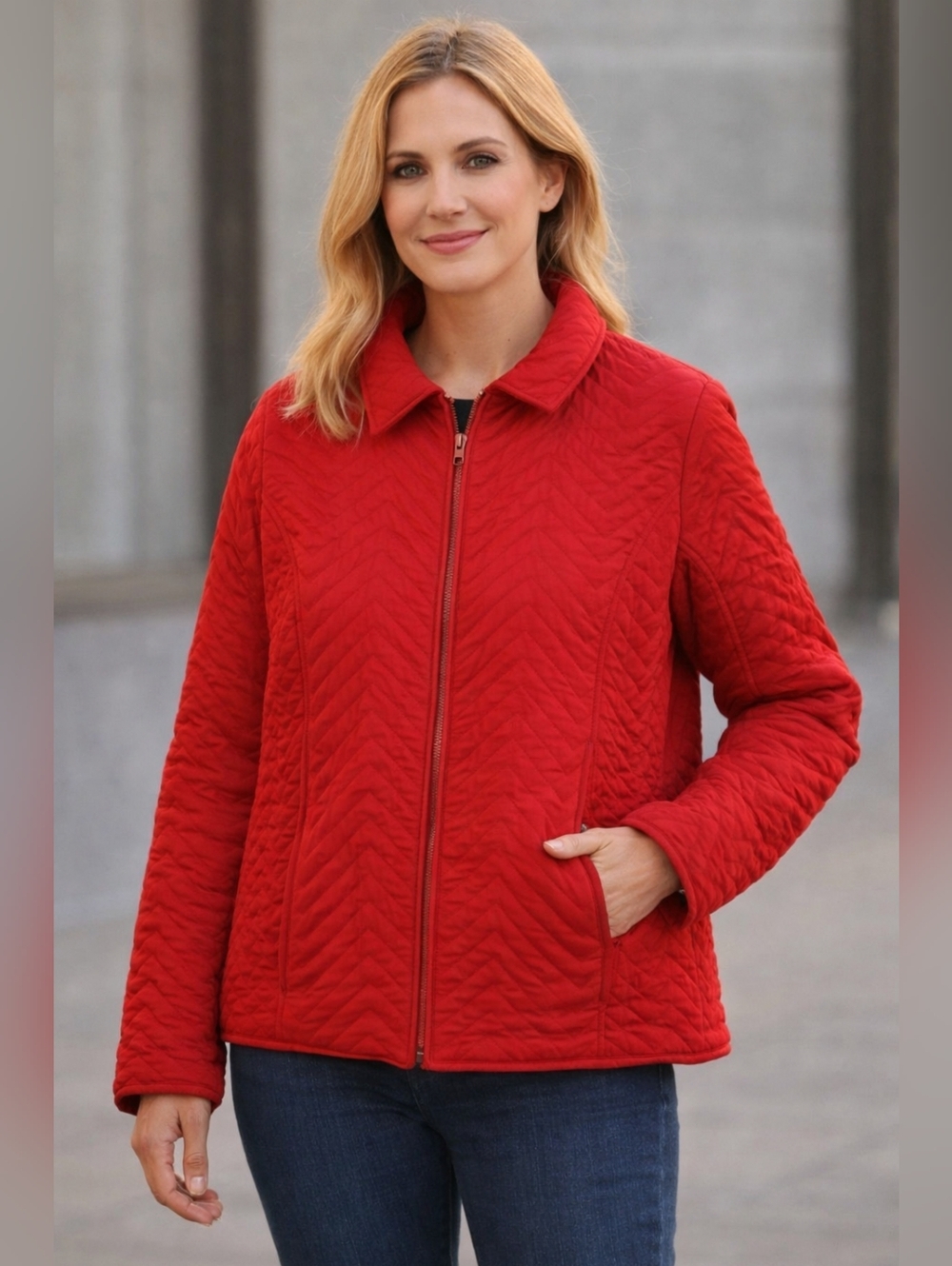Laura Ashley Women’s Red Quilted Lightweight Jacket Size Large Zip Front EUC